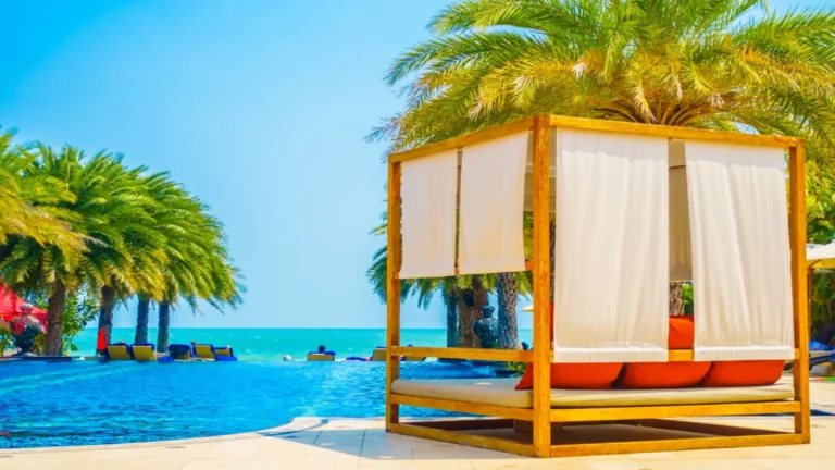 منتجع ماديفوشي المالديف