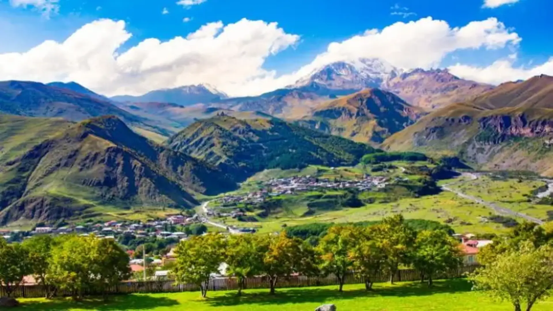 جبال القوقاز جورجيا