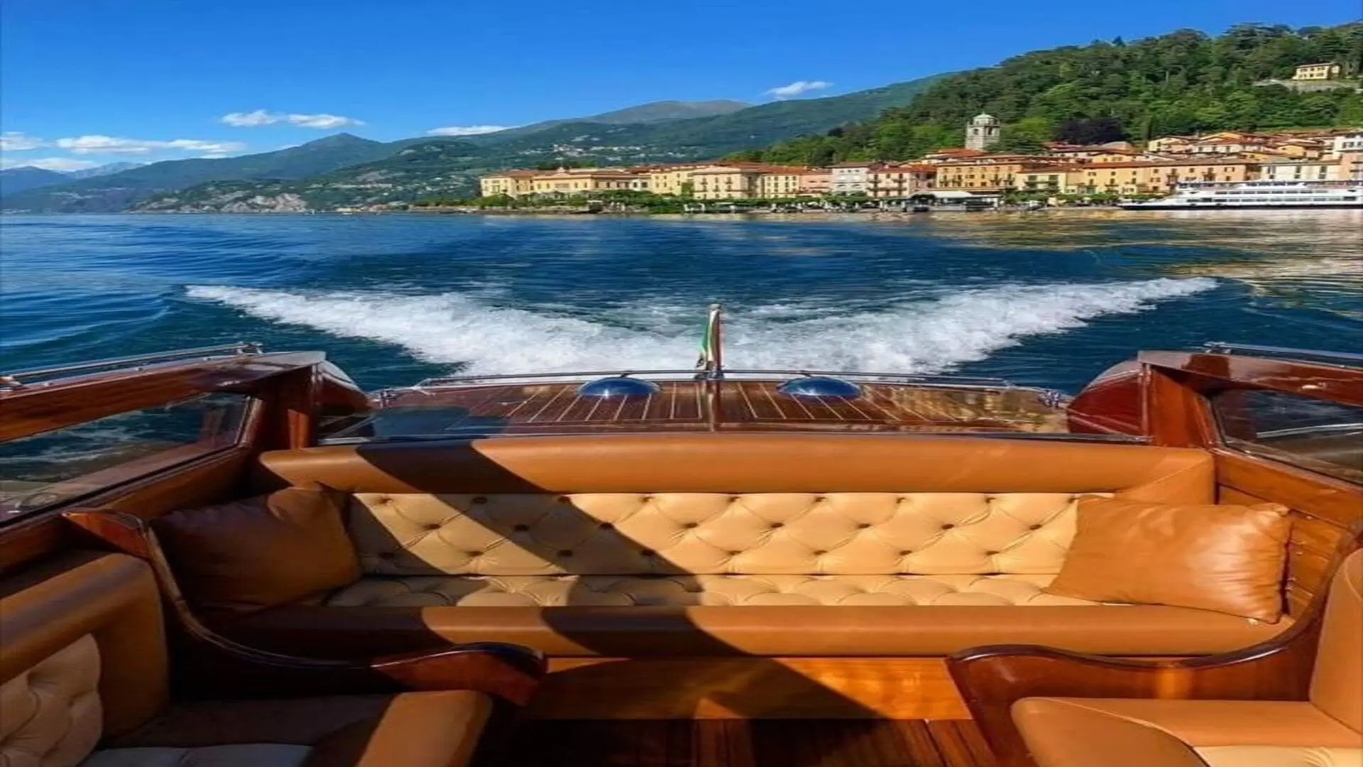 بحيرة كومو، شمال إيطاليا