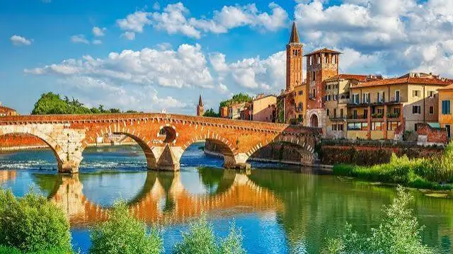 فيرونا Verona