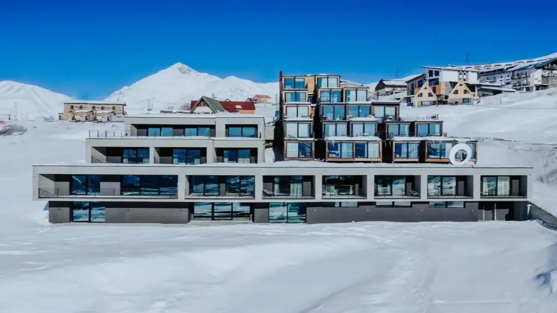 Quadrum Ski & Yoga Resort