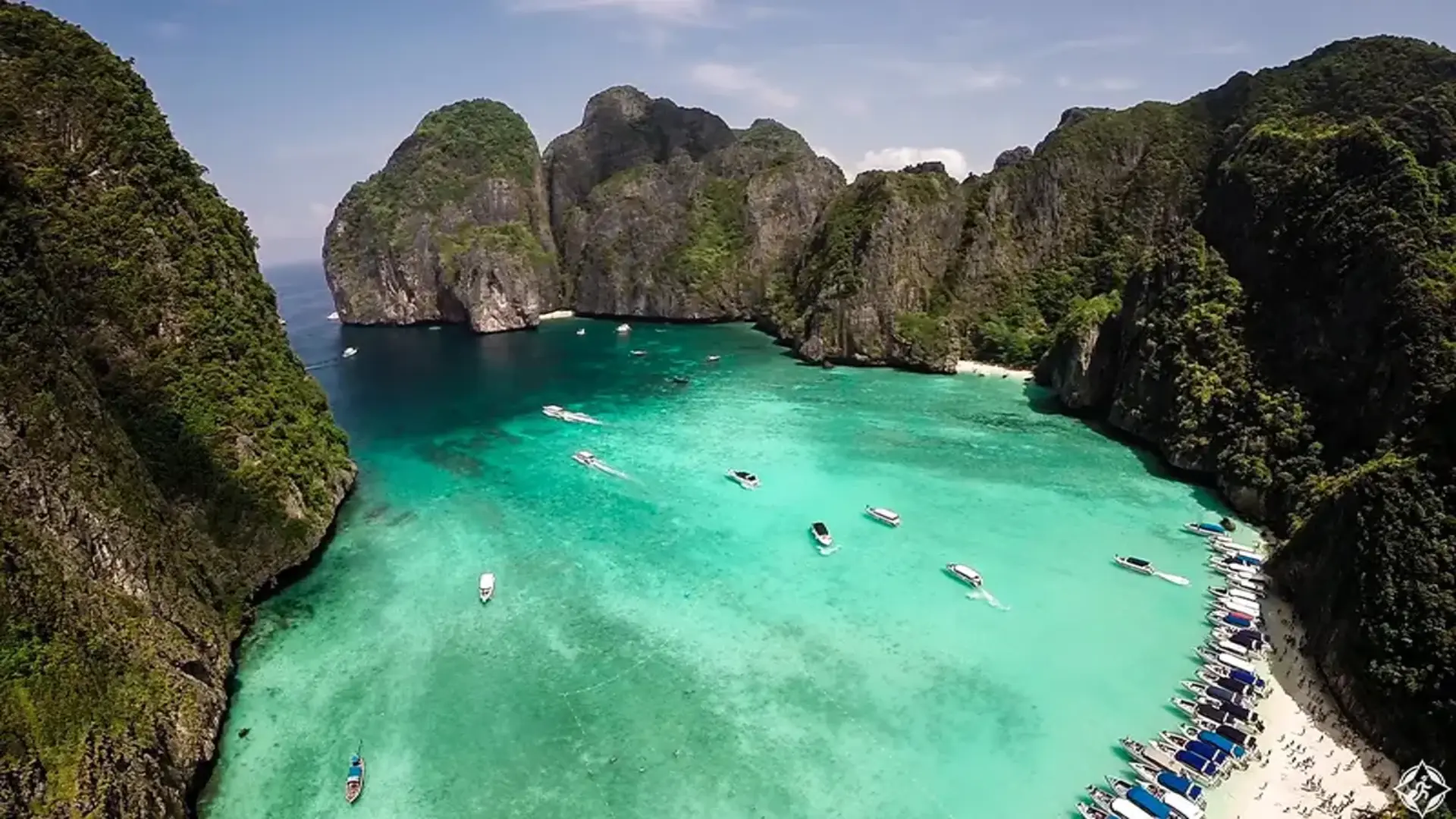 جزر في في (Phi Phi Islands)